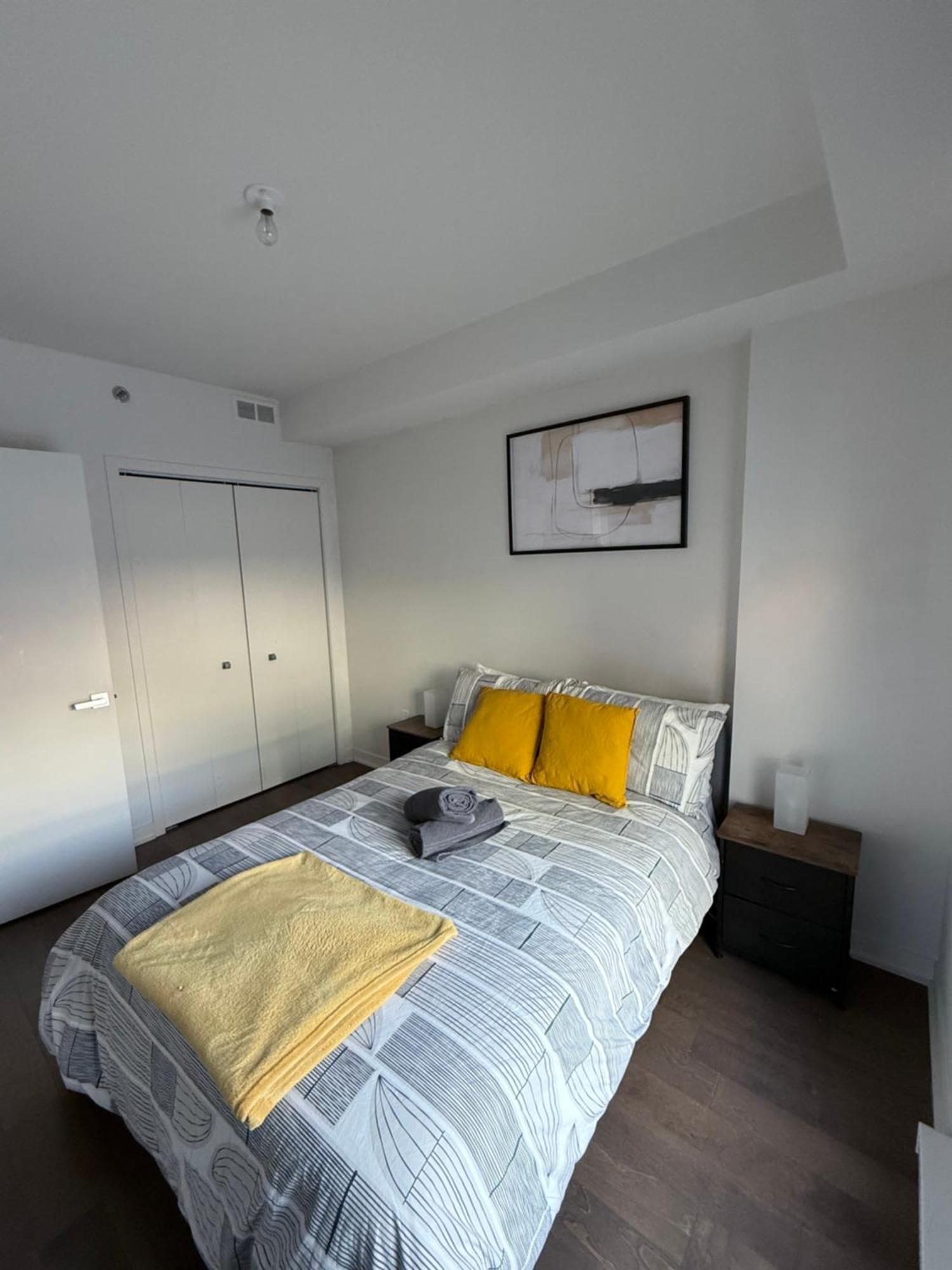 Condo In The Heart Of Downtown Montreal Ngoại thất bức ảnh